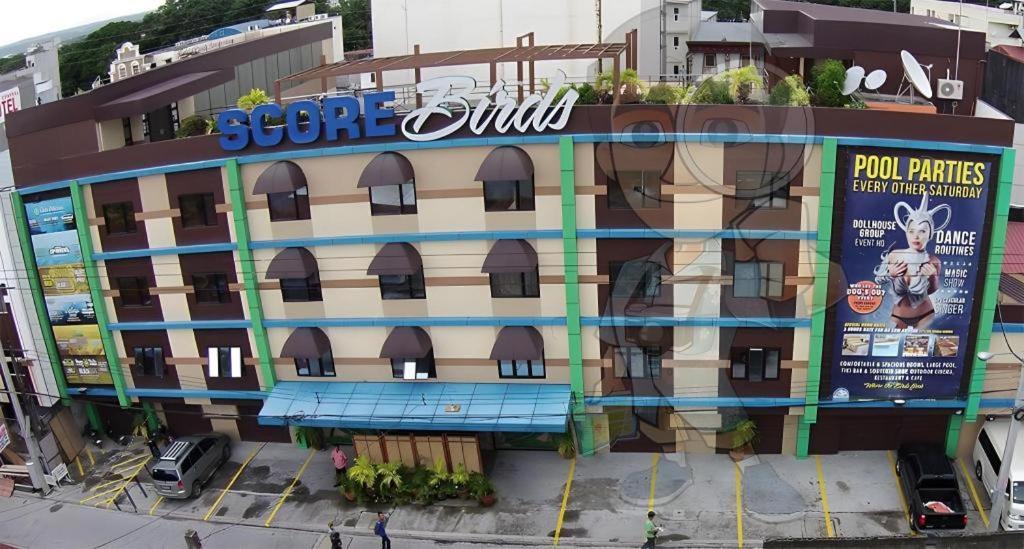 Score Birds Hotel Анхелес Екстериор снимка